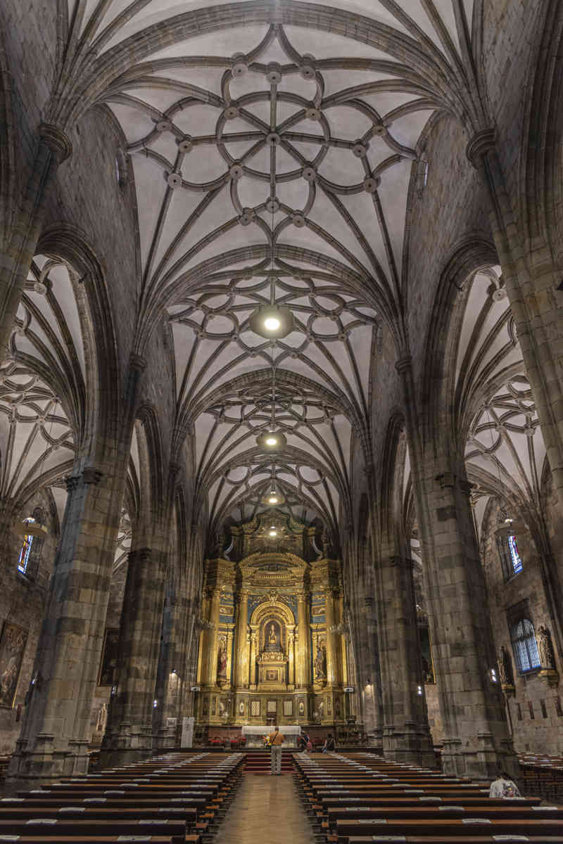 Vizcaya - Bilbao - basílica de Nuestra Señora de Begoña 6.jpg